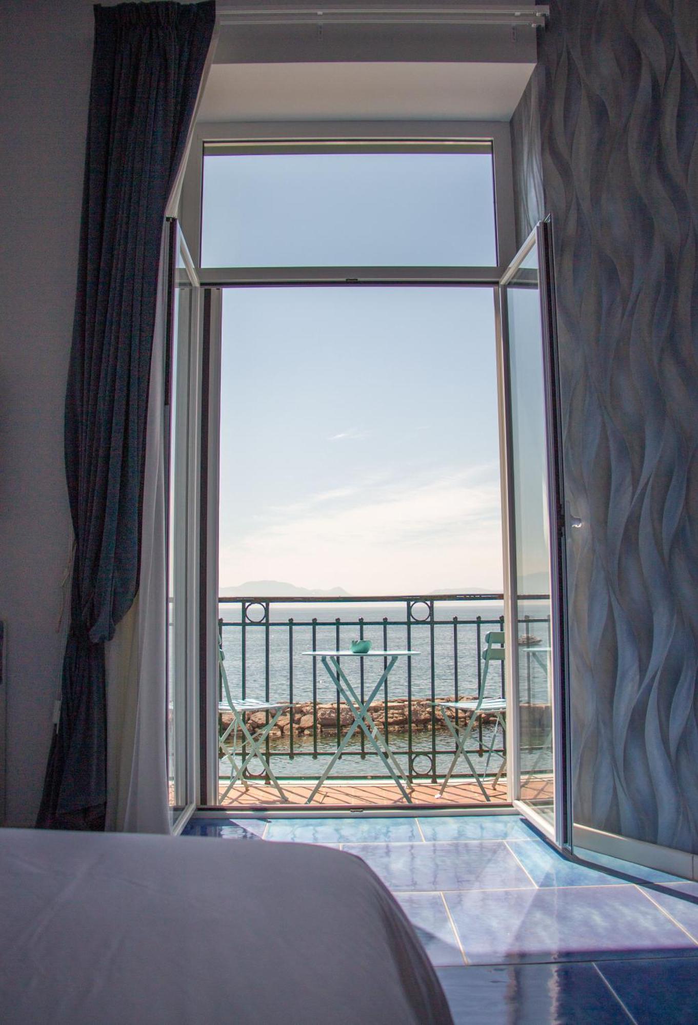 Апартаменты Wanderlust Aria Di Mare Неаполь Экстерьер фото